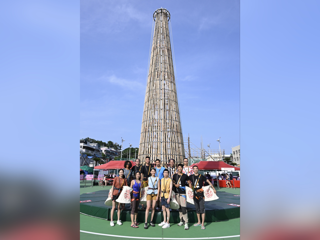 12名健兒躋身5月24日晚舉行的「搶包山決賽」。（政府新聞處）