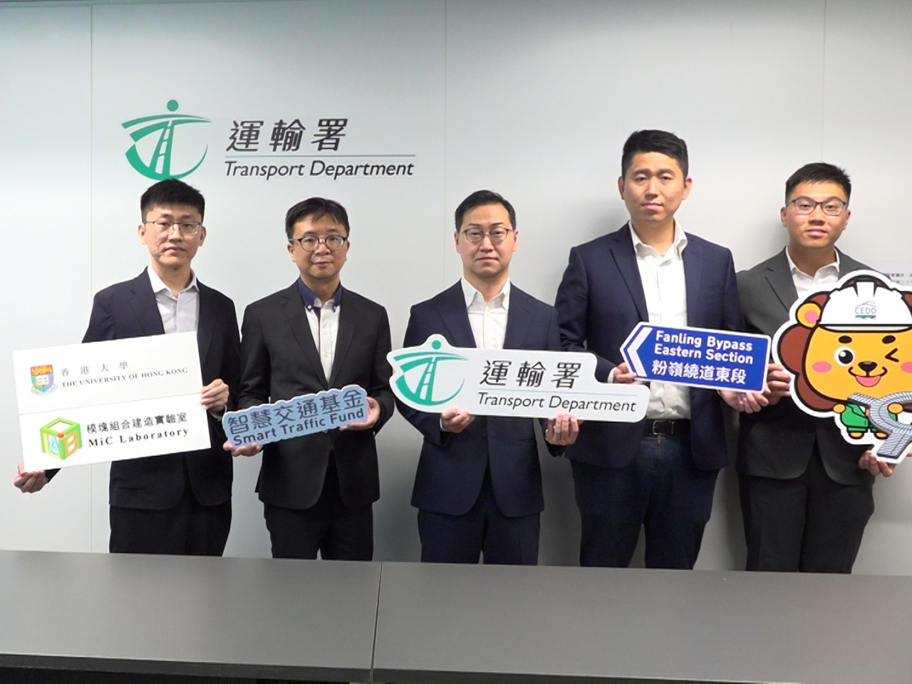 The Transport Department says the new route planning platform significantly reduces the time needed for site inspections and route assessments. Photo: RTHK