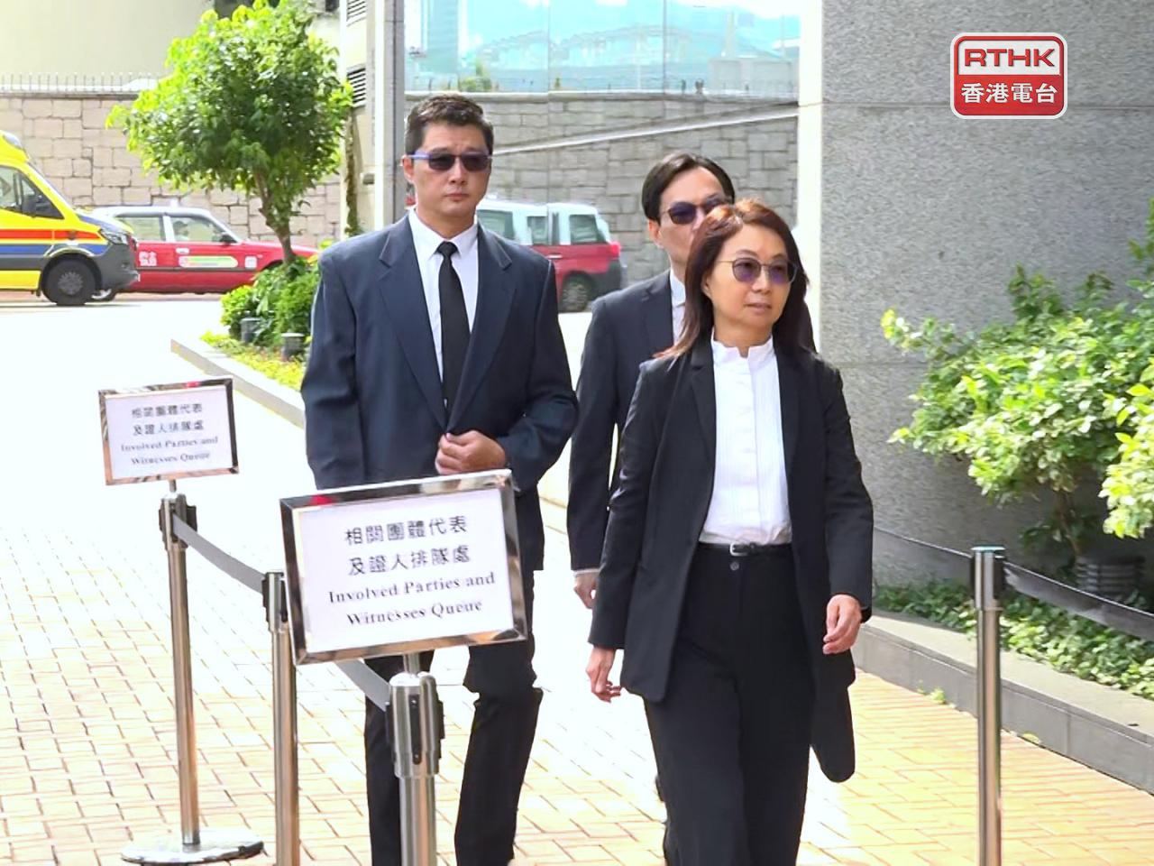 張玉清確認，大廈維修工程用發泡膠封窗，屬於屋宇署的規管及執法範疇。（郭志強攝）