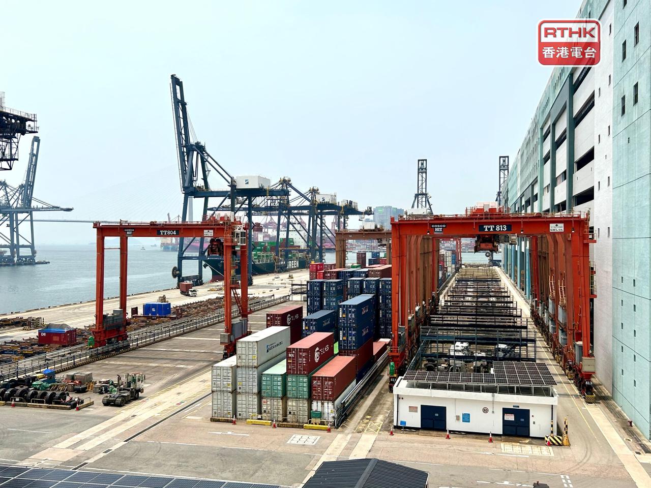 本港3月整體出口貨值按年升35.8%，受全球對人工智能相關電子產品強勁需求支持。（港台圖片）