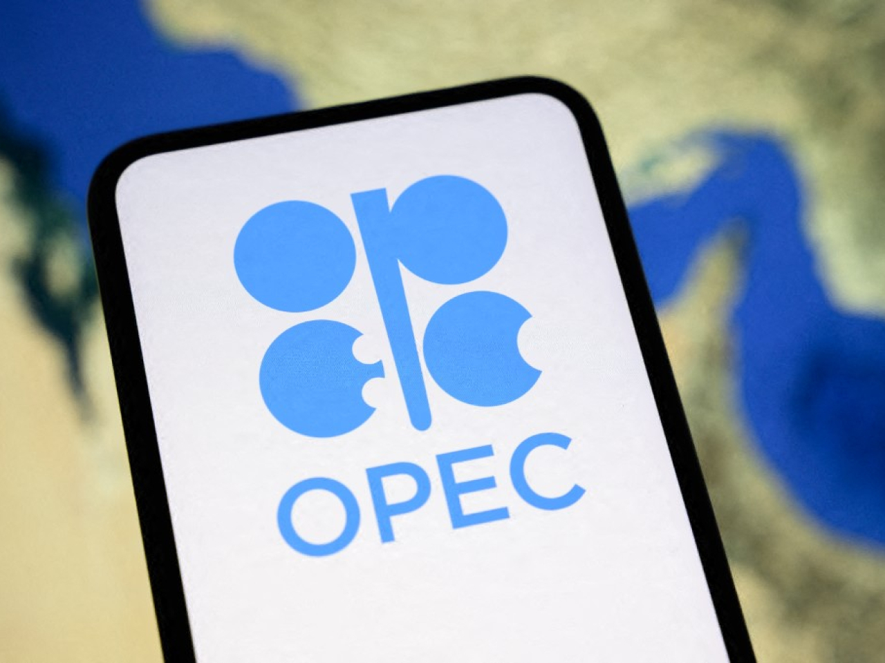 滙豐銀行認為阿聯酋退出油組，短期對油市影響有限。（法新社資料圖片）