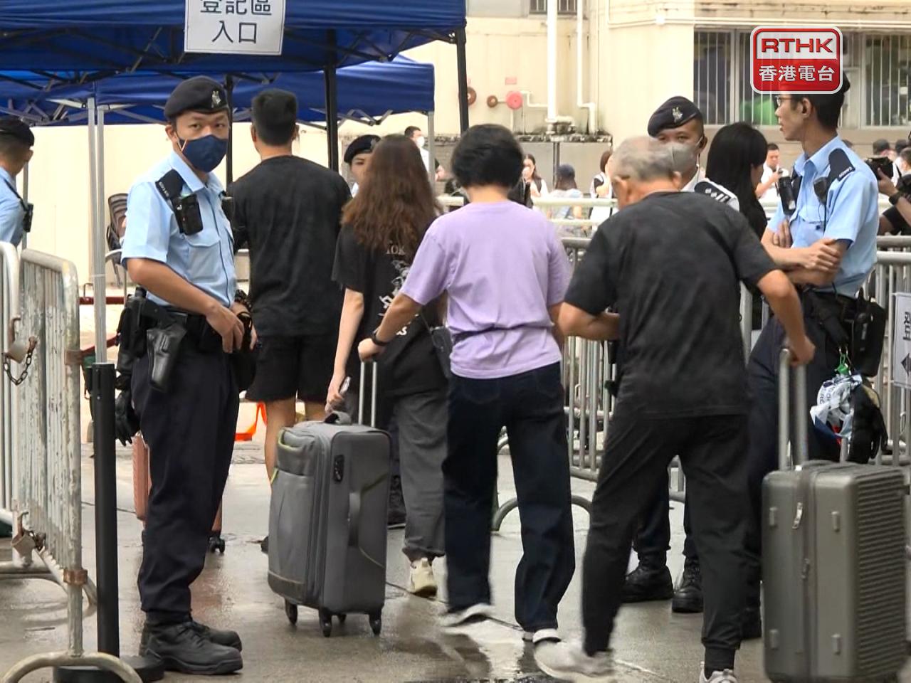 Five floors of Wang Tai House and 10 floors of Wang Kin House have been opened for residents to return to their units and collect what they can. Photo: RTHK