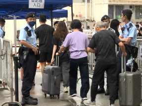 More anxious residents return to fire-damaged homes