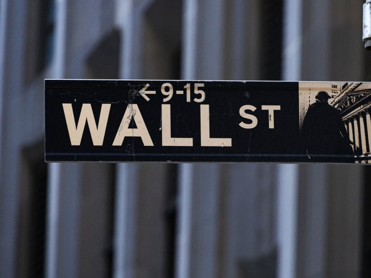 道瓊斯指數較早時報49032點，跌109點，跌幅0.2%。（法新社資料圖片）