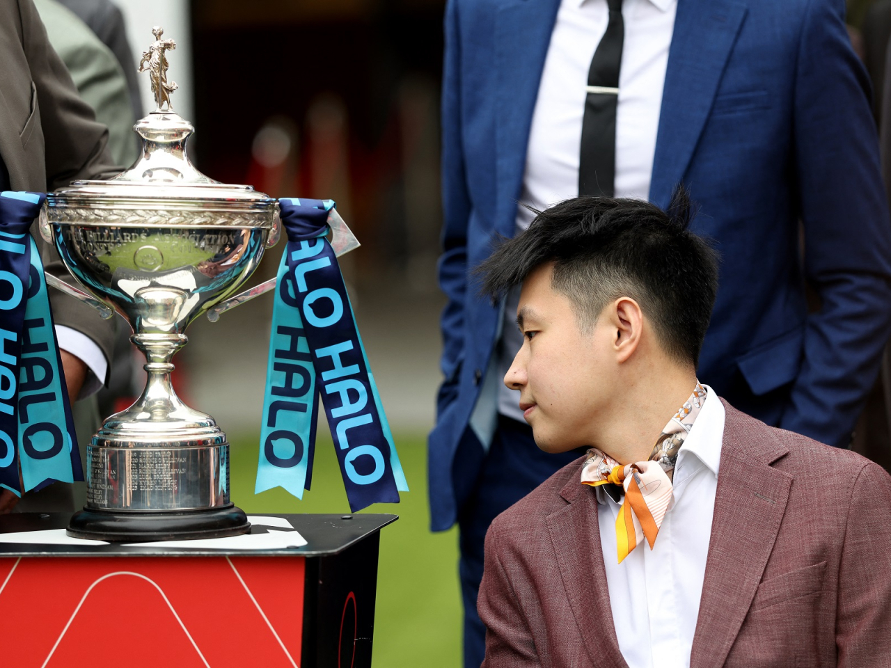 Zhao Xintong's title defense at the world snooker championship ended in the quarterfinals with a loss to England's Shaun Murphy. File photo: AFP