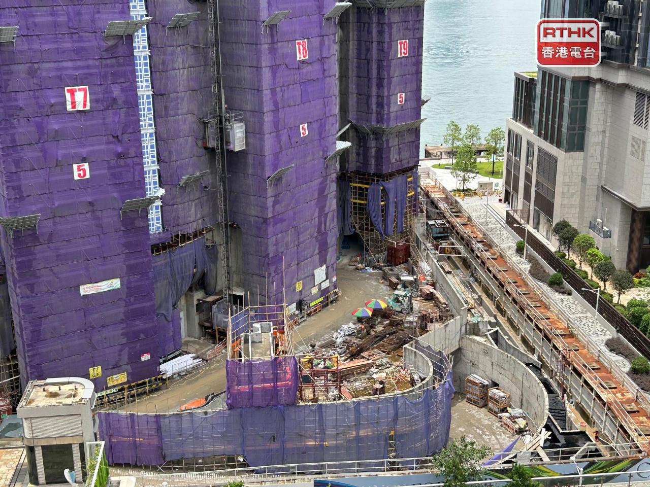 張翹楚相信發展商今季推盤或未如之前進取，但年內一手潛在供應仍可能跌穿10萬伙。（港台圖片）