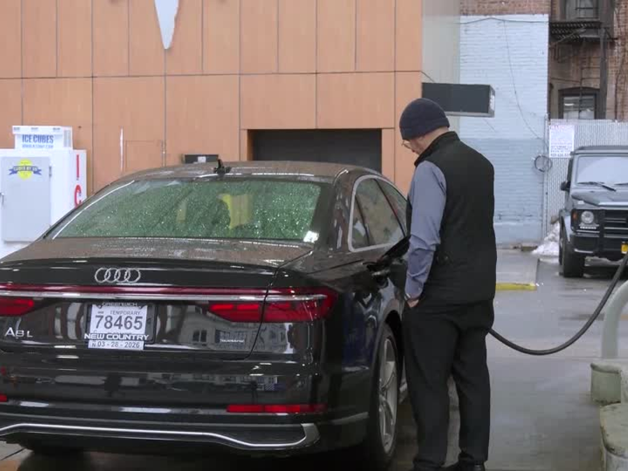 Prices at US petrol stations have spiked, with the average price of a gallon (3.78 litres) of regular petrol hitting US$4.30. File photo: Reuters