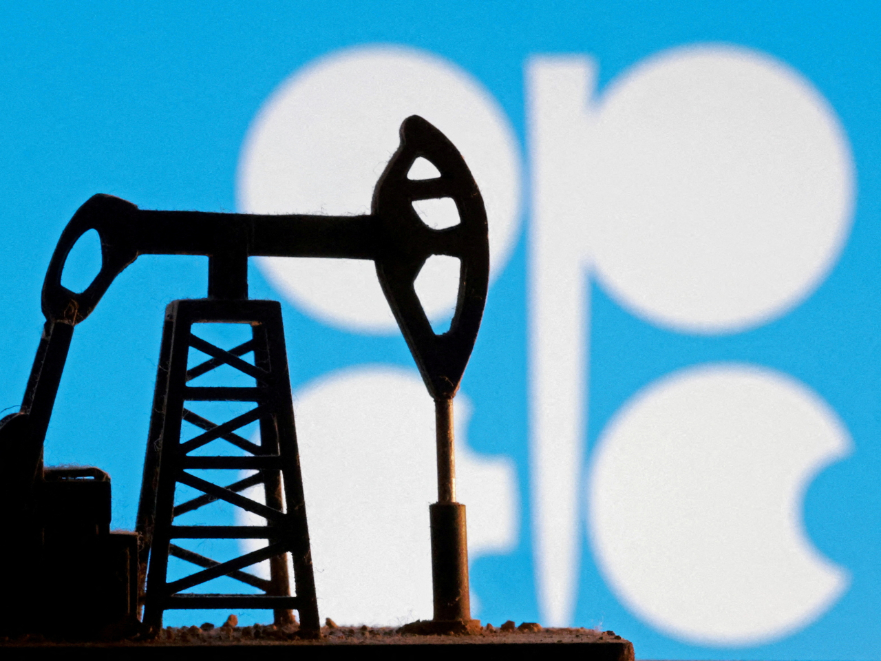 七個OPEC+主要產油國決定從6月起每日增產原油18萬8千桶。（路透社資料圖片）