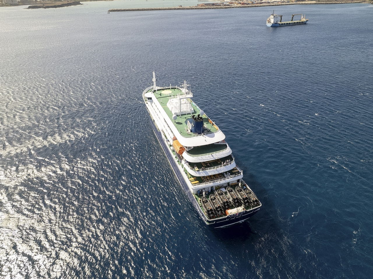 Lab tests have confirmed that one of three people who have died on the MV Mondius was infected with hantavirus. Photo: AFP
