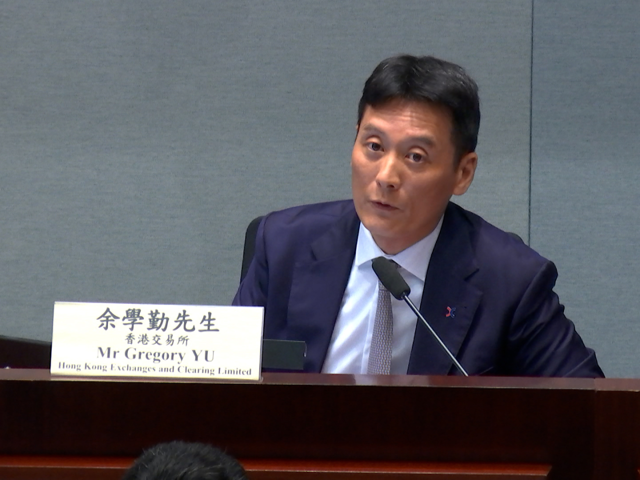 余學勤說，港交所會繼續研究，迎合投資者需求，讓新的期貨產品交易有更顯著增長。