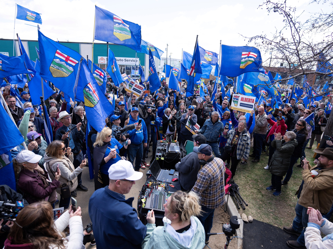 Alberta separatists put on a show of strength outside the Elections Alberta offices. Photo: Reuters