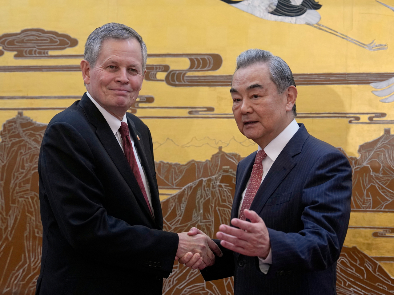 Foreign Minister Wang Yi meets with US Senator Steve Daines in Beijing. Photo: Reuters
