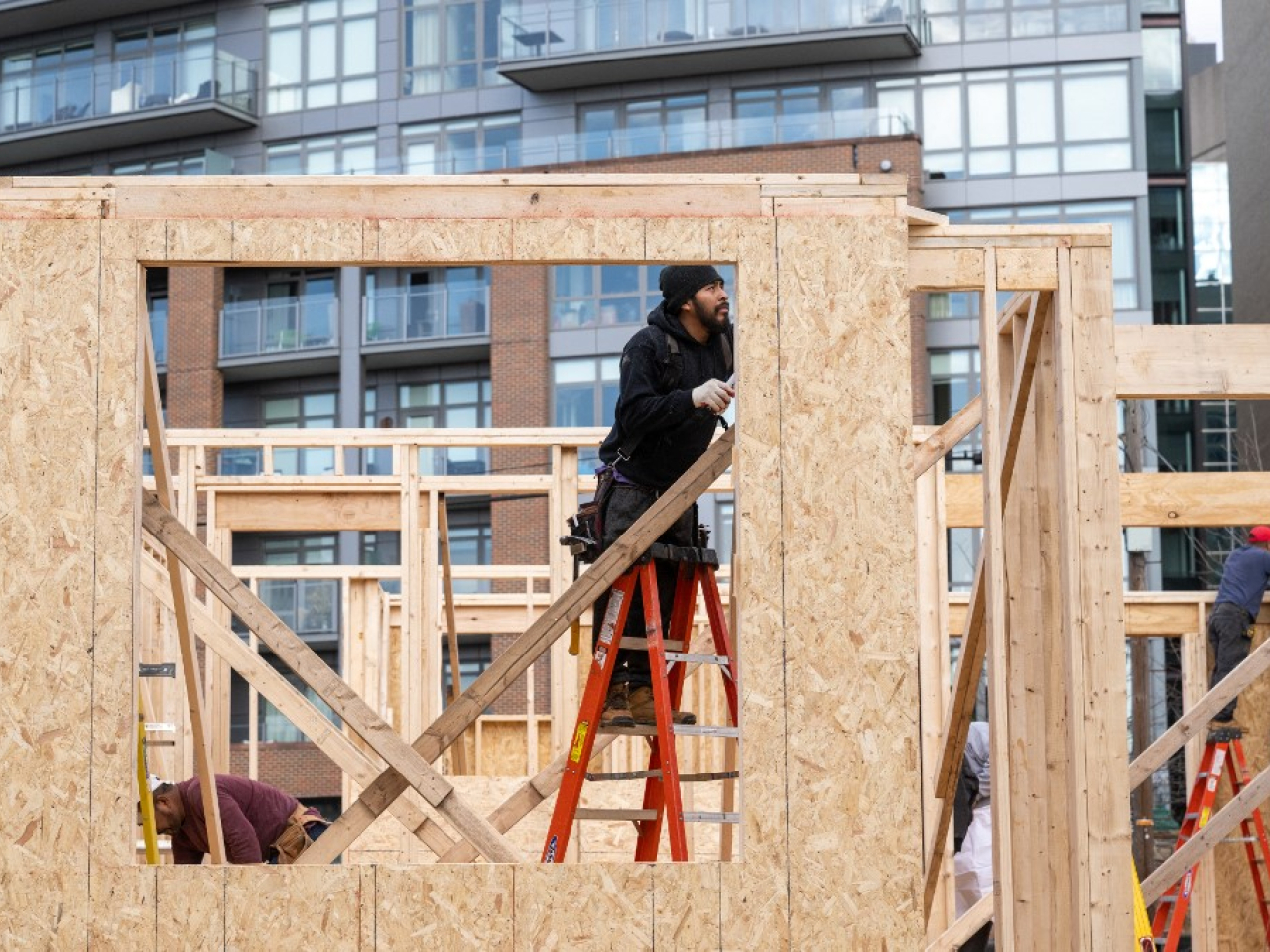 美國3月建築支出按月回升0.6%，2月下跌0.2%。（法新社資料圖片）