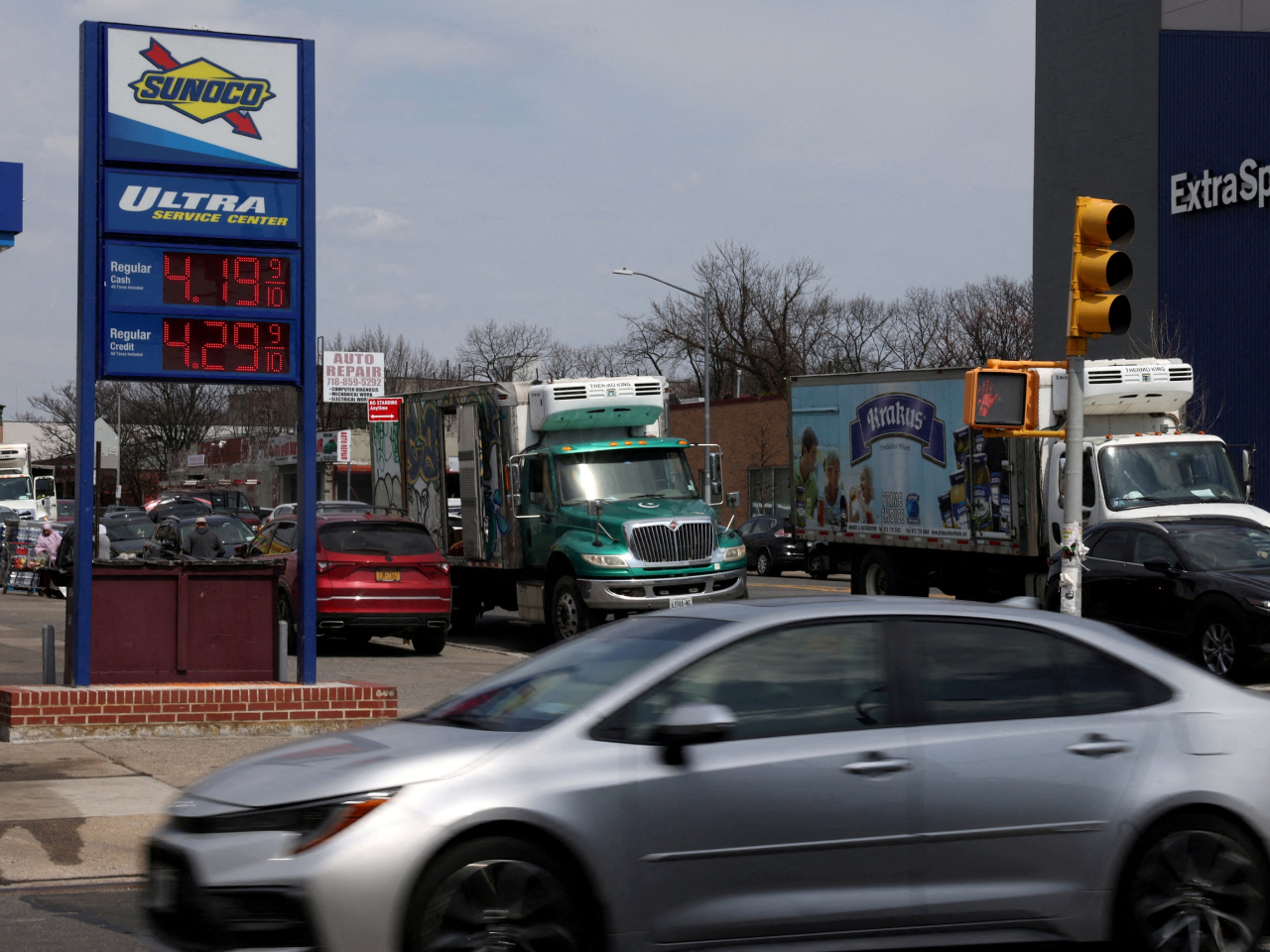 A University of Michigan survey of consumers shows sentiment has taken a beating amid high petrol prices. File photo: Reuters