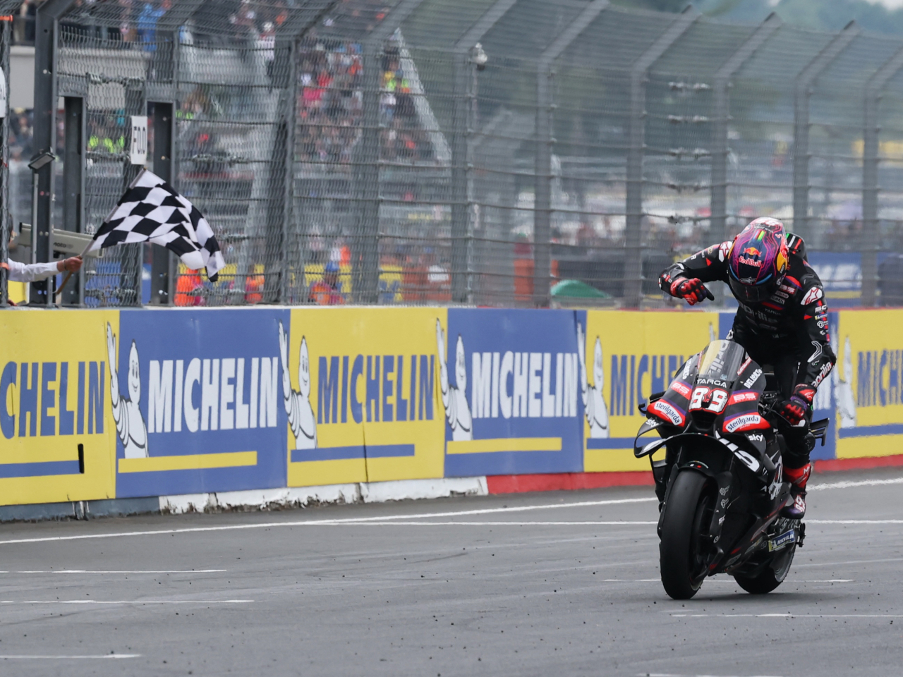 Jorge Martin overtook race leader Marco ⁠Bezzecchi with three laps ⁠to go. Photo: Reuters