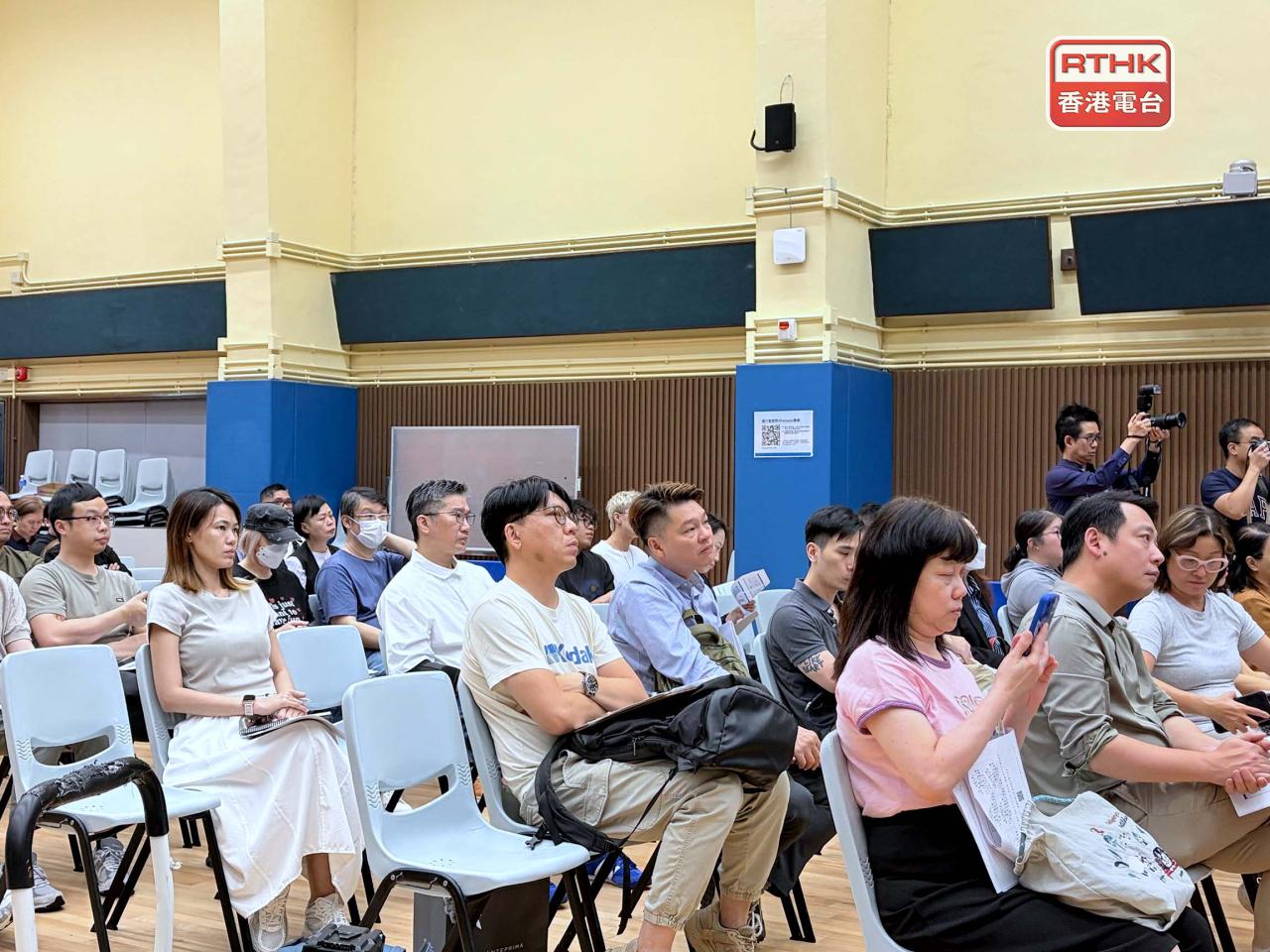 食環署今日向業界講解規管框架及條件等。（鄧鈞尤攝）