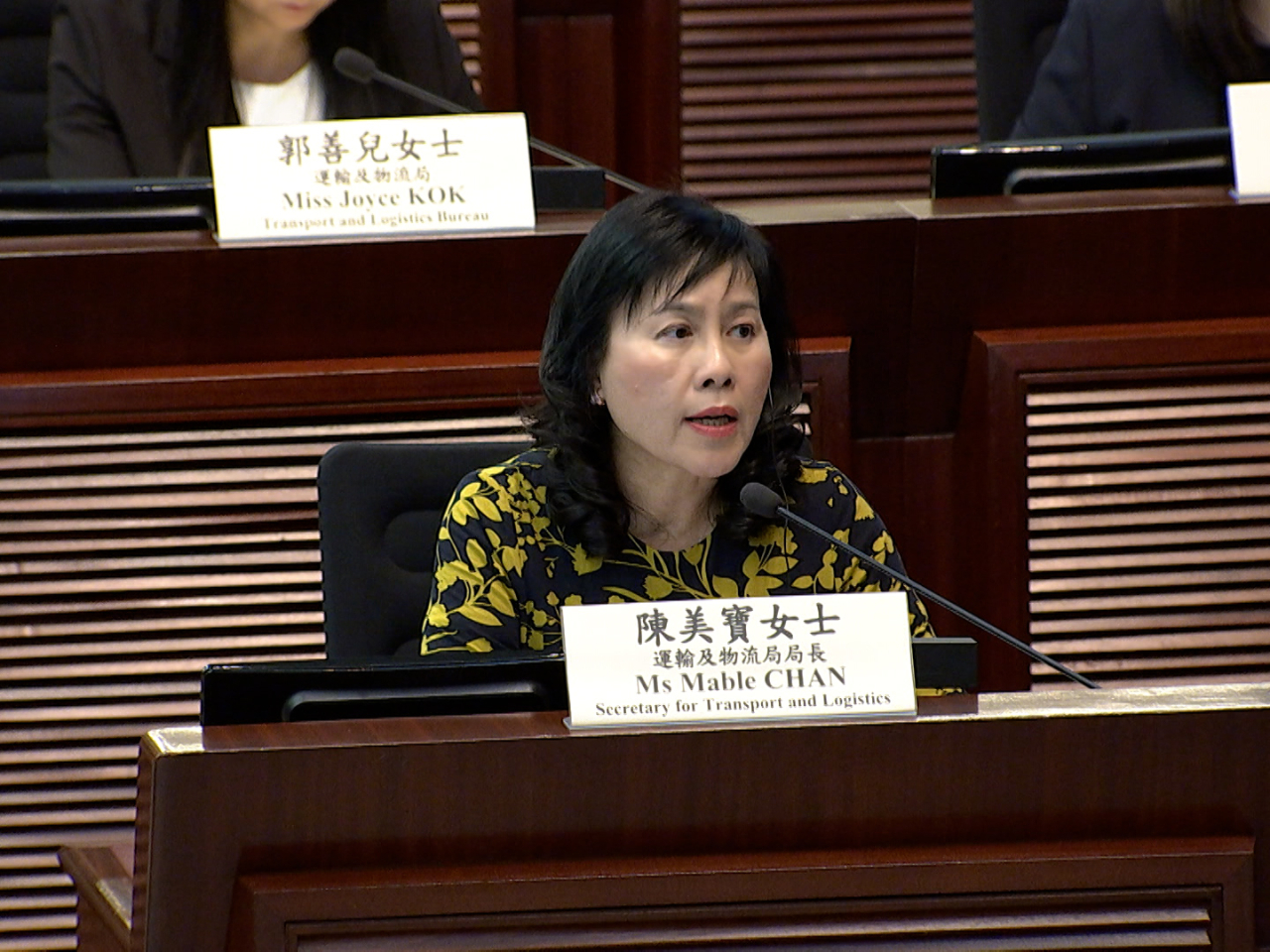 陳美寶說，政府會繼續聆聽意見，在探討網約車日後發牌數量或配額時，希望採取穩健態度，作出平衡。