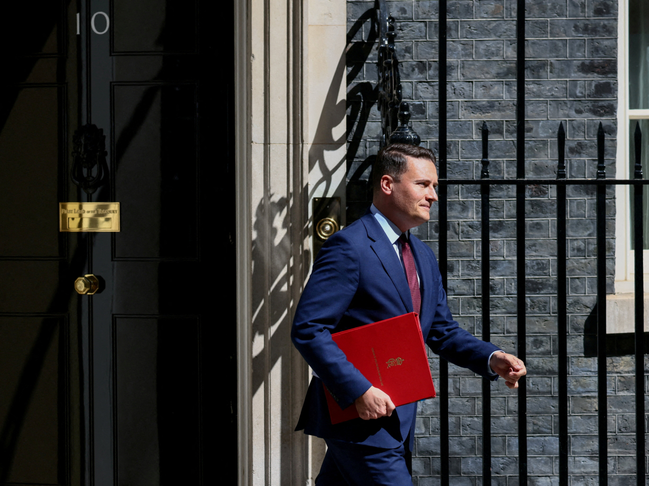 In his resignation letter to Keir Starmer, Wes Streeting said: "It is now clear that you will not lead the Labour Party into the next general election". File photo: Reuters