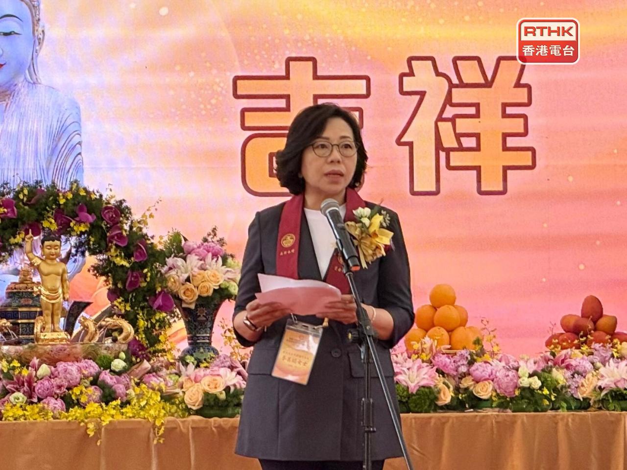 麥美娟出席一個佛誕節活動致辭時說，香港是中外文化薈萃的地方，不同文化背景的人士均可和諧共處，互相了解學習。（盧紫菁攝）