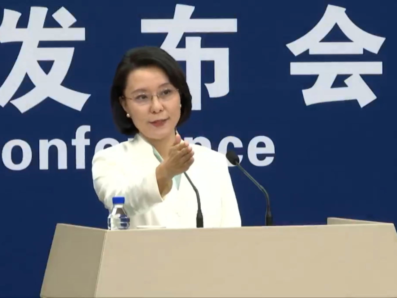 李超表示，內地總體經濟保持平穩運行、向新向優的發展趨勢。（中國網）