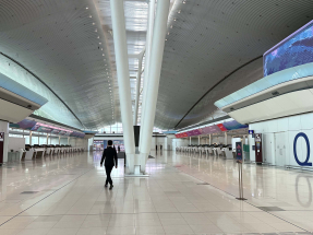 黃偉綸：機場二號客運大樓離境設施可分流大批旅客