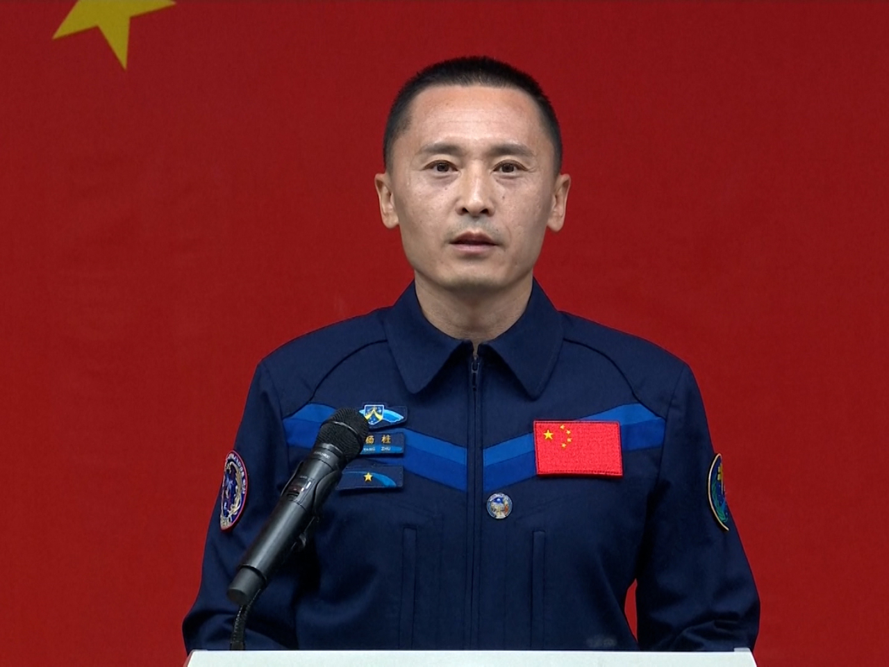 朱楊柱是中國人民解放軍航天員大隊三級航天員。（央視片段截圖）
