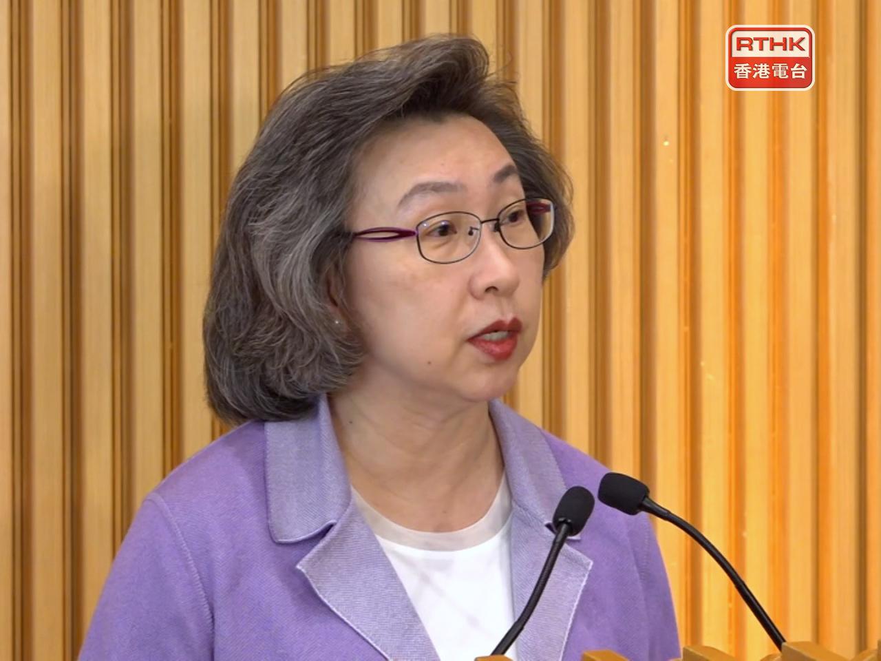 楊何蓓茵表示，局方已知會各部門，由10月1日起，推行公務員評核制度優化計劃的第一期。（郭志強攝）