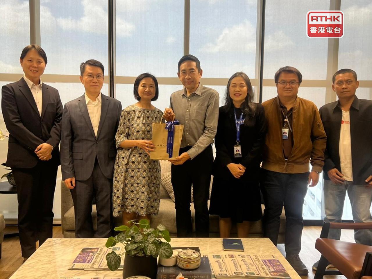 Kwan meets the management of Nation Group to explore broader opportunities for cooperation. Photo: RTHK