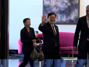 李家超率商貿代表團抵達哈薩克　正式展開中亞訪問行程