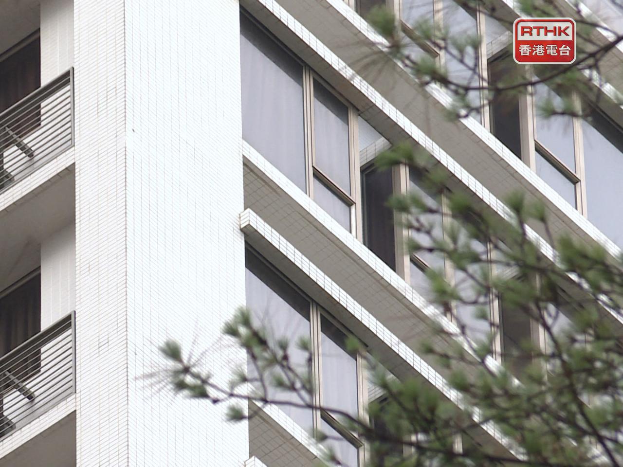 陳茂波表示，樓價由去年下半年開始上升。（港台圖片）