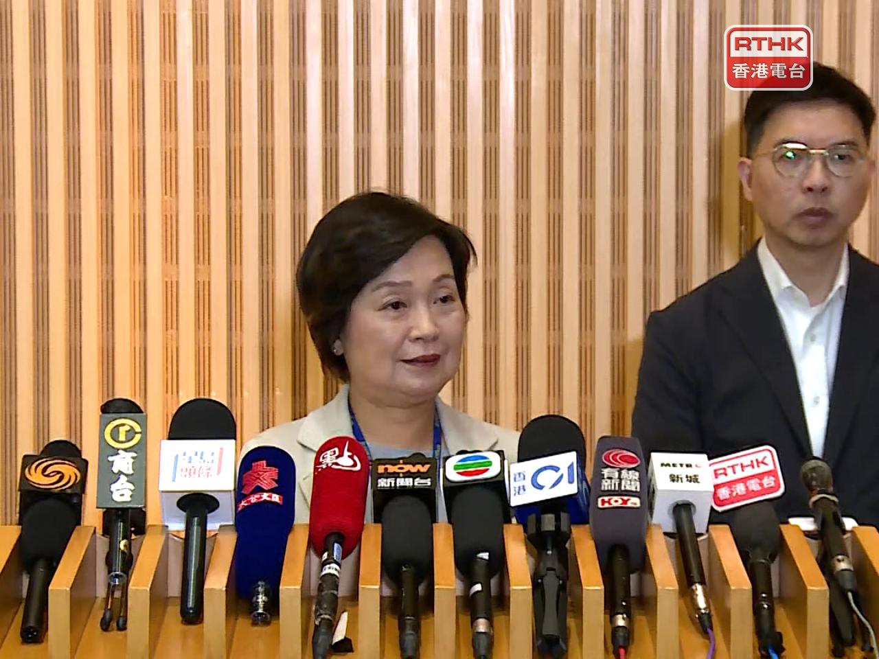 蔡若蓮表示，明白各界關注事件，已即時聯絡學校，校方亦已啟動危機處理小組，包括暫停有關教練職務。（張連登攝）