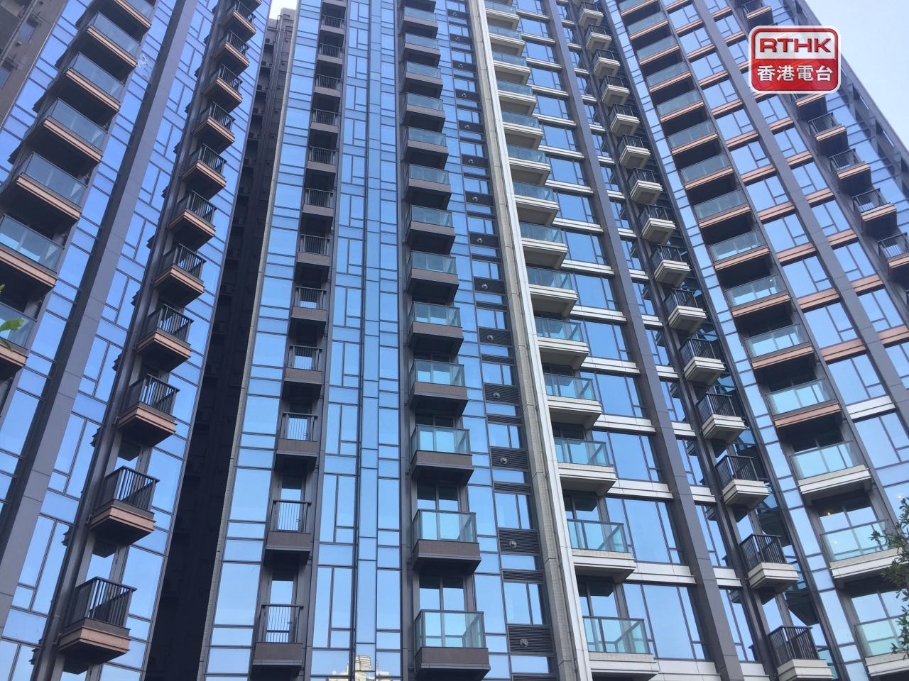 王品弟稱一般市場全新盤預計在8、9月才較多應市。（港台圖片）