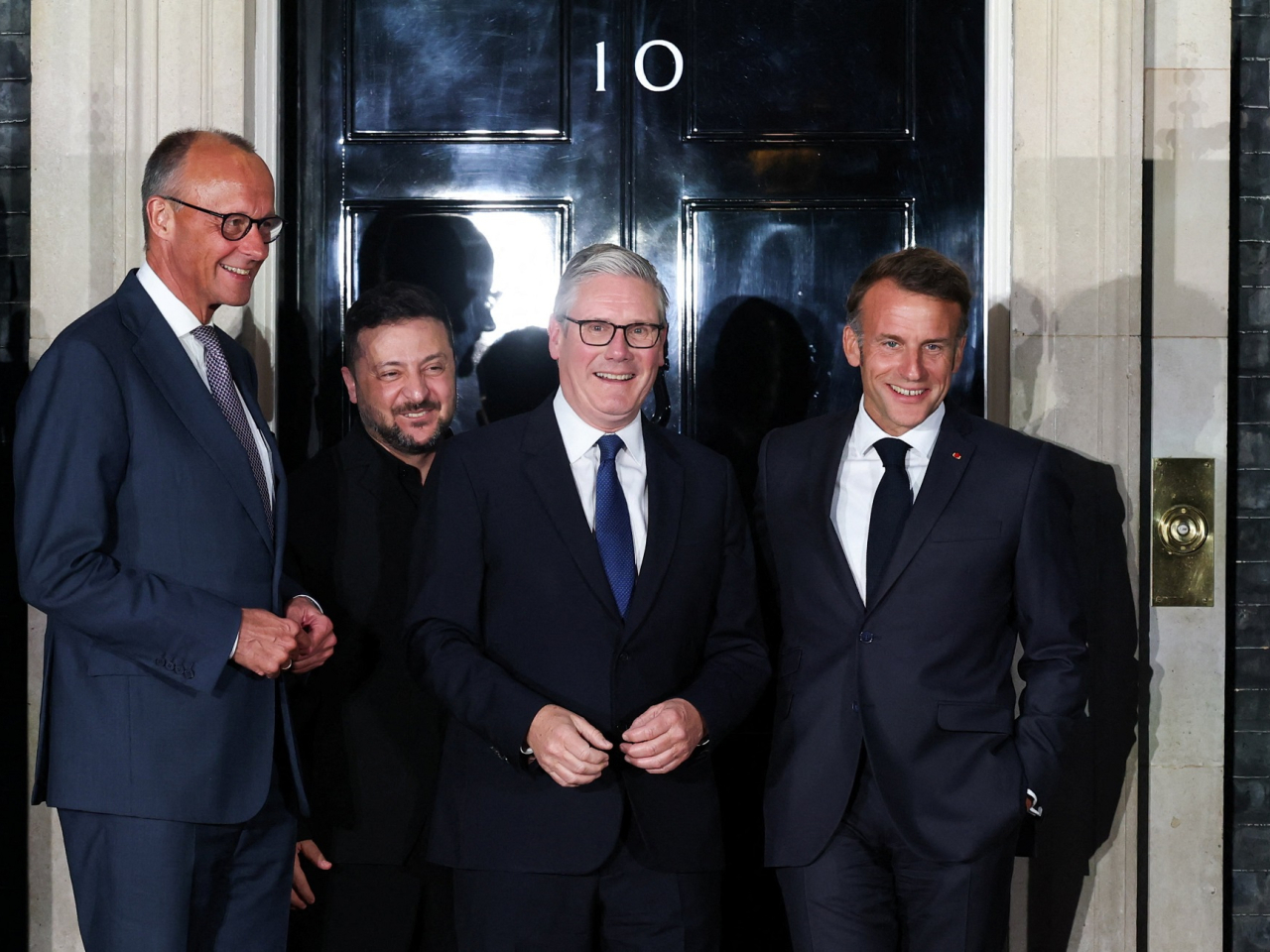 German Chancellor Friedrich Merz, Ukrainian President Volodymyr Zelensky, British Prime Minister Keir Starmer and French President Emmanuel Macron were all smiles at their meeting in London. Photo: Reuters