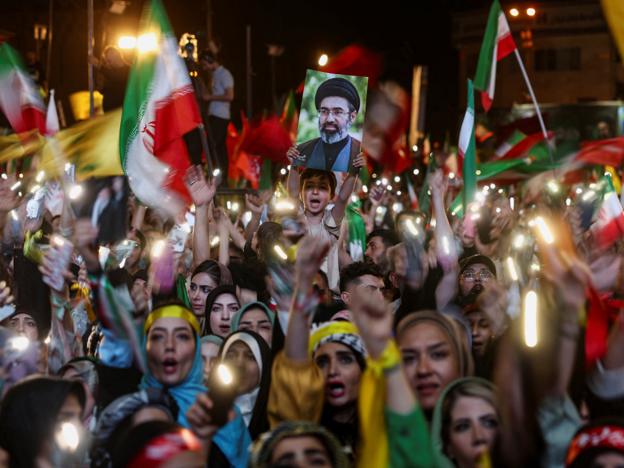 Demonstrators rally in Tehran in support of their government's decision to strike at Israel. Photo: Reuters