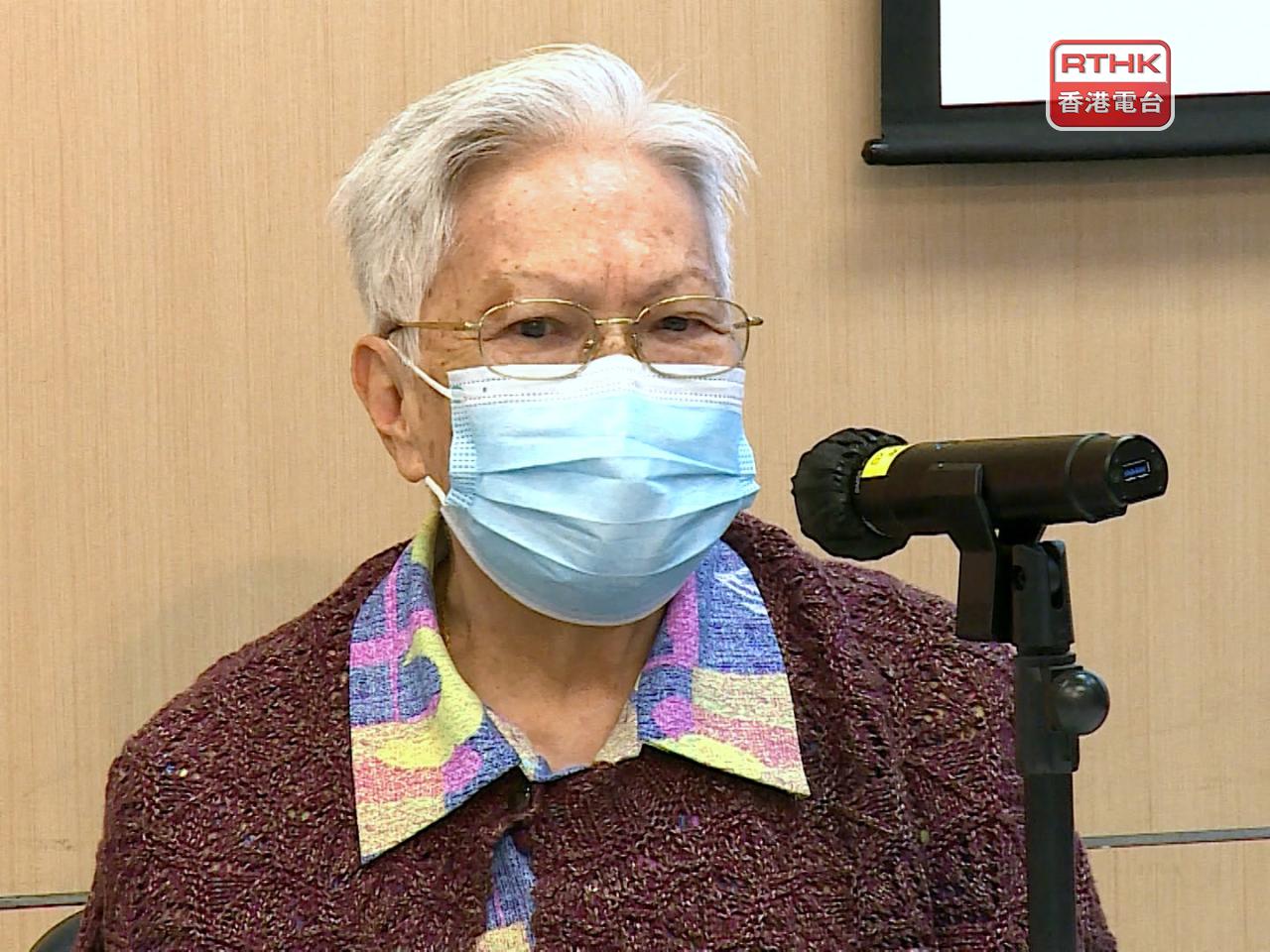年約80歲病人今年起接受有關治療，做了10次後痛楚大減，試過持續一天多沒有感到痛楚。（張連登攝）