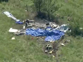 Twelve people killed in Missouri plane crash