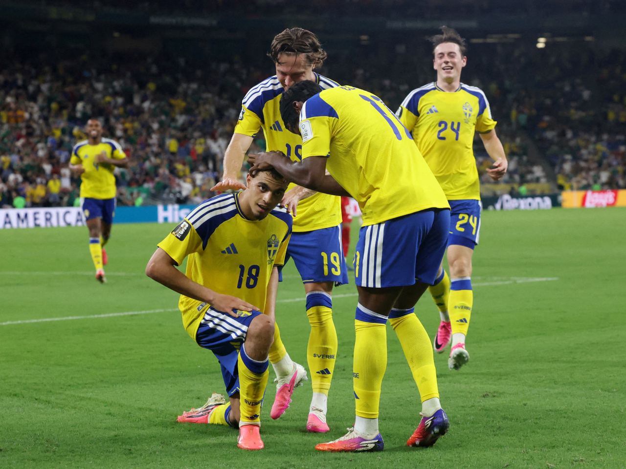 Yasin Ayari (18) scored twice in Sweden's five-goal rout of Tunisia. Photo: Reuters