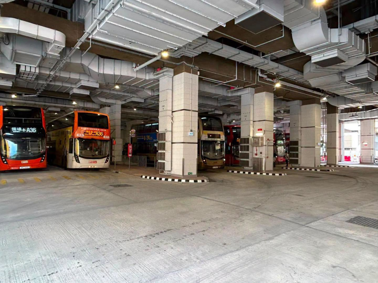 新公共運輸交匯處今日凌晨首班車起全面啟用。（運輸署社交專頁）