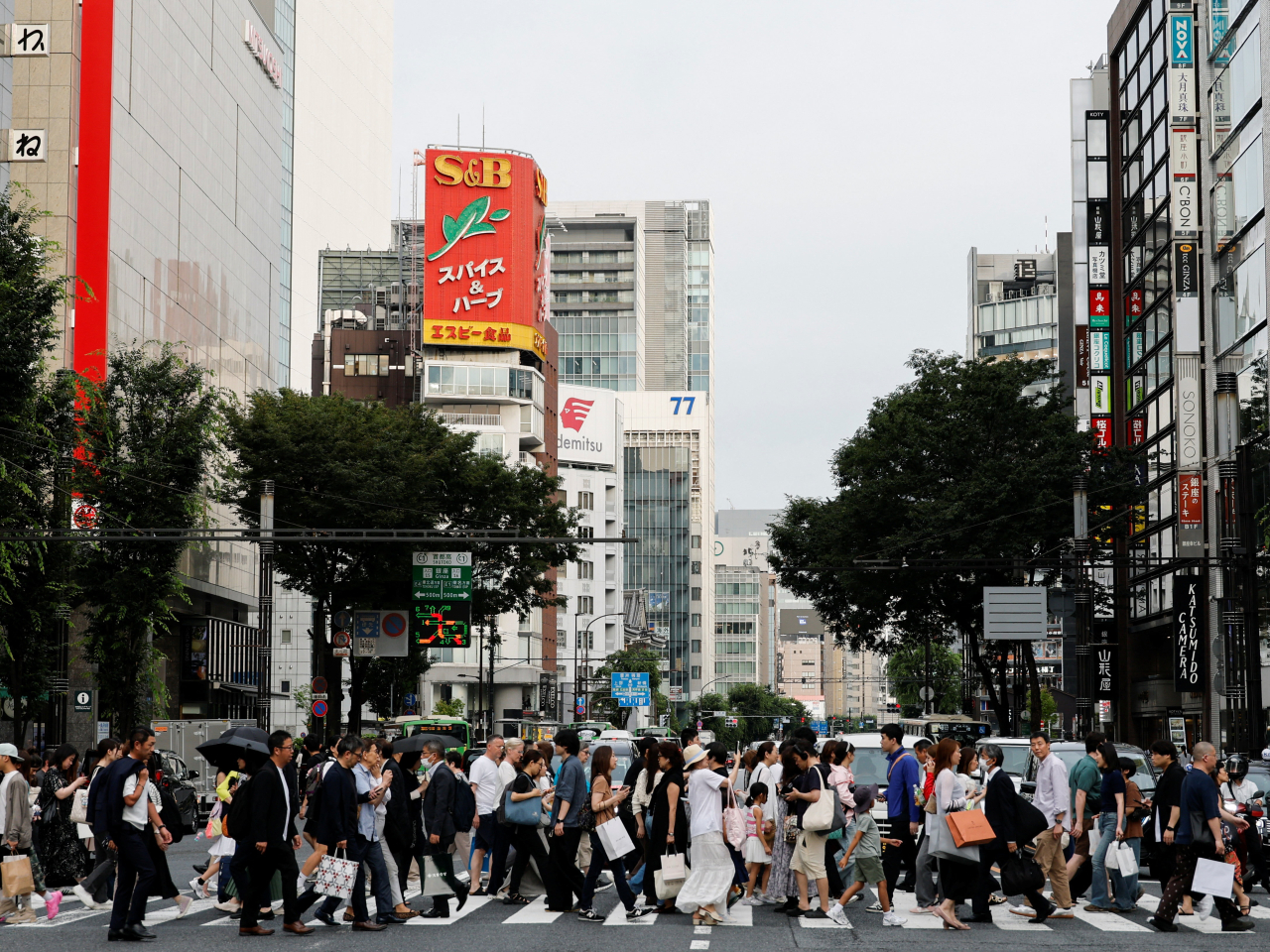 日本共同社在周末以電話訪問方式，進行民意調查，結果顯示高市內閣的支持度為55.8%，下跌5.5個百分點。（路透社資料圖片）