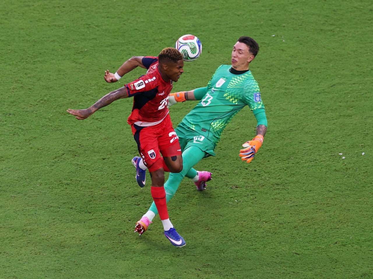 Cape Verde's Helio Varela goes past Uruguay's Fernando Muslera before scoring their second goal to secure a draw. Photo: Reuters