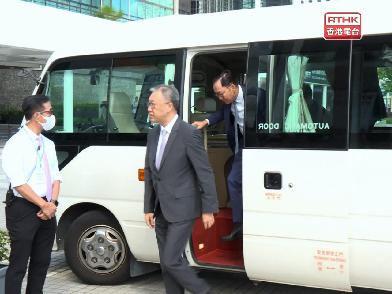 陸啟康表示，不建議行政長官將宏福苑火災獨立委員會轉法定調查委員會。（鍾家銘攝）