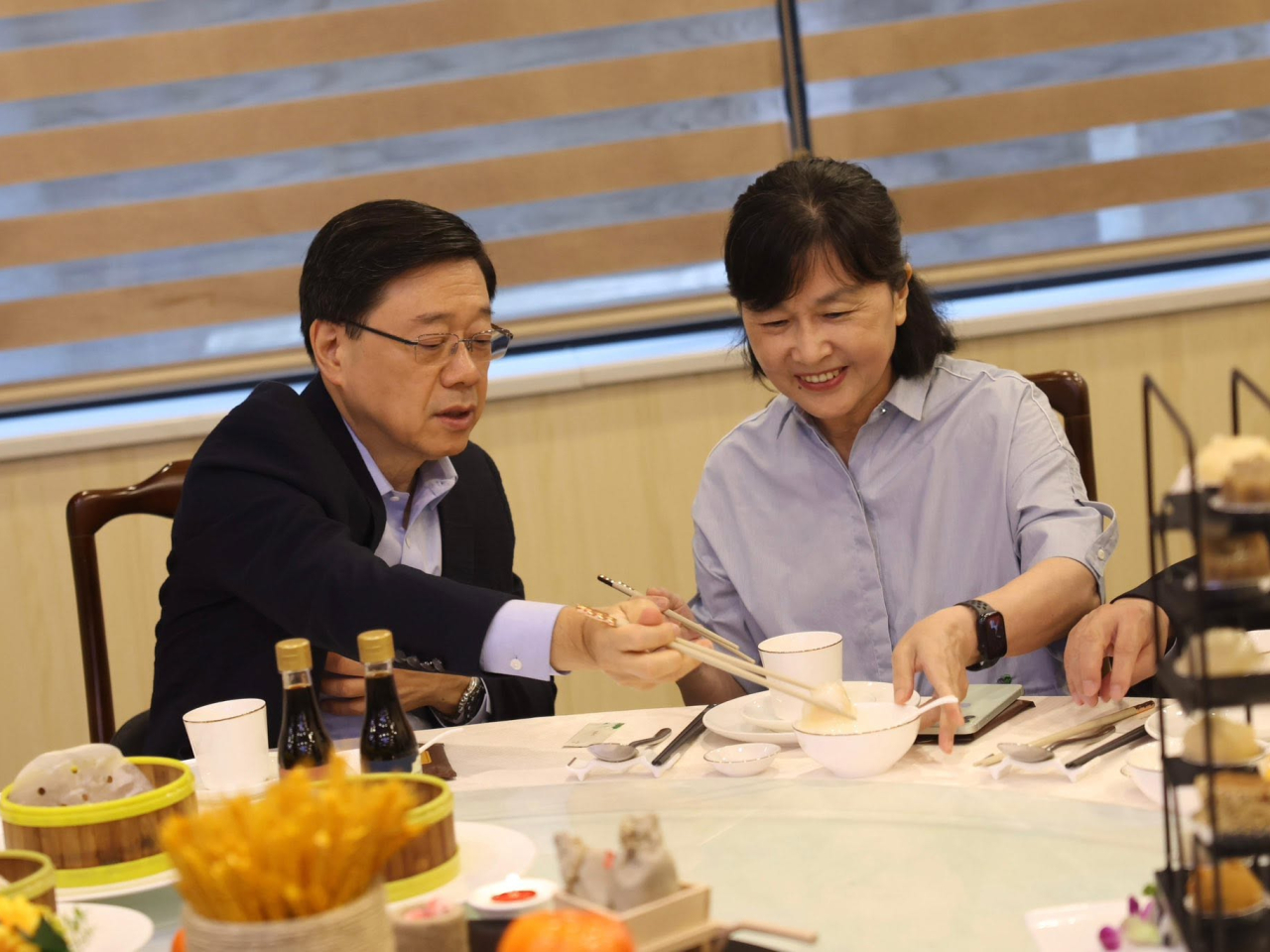 部分參與會面的長者是「福建計劃」的受惠者。（李家超社交網站圖片）