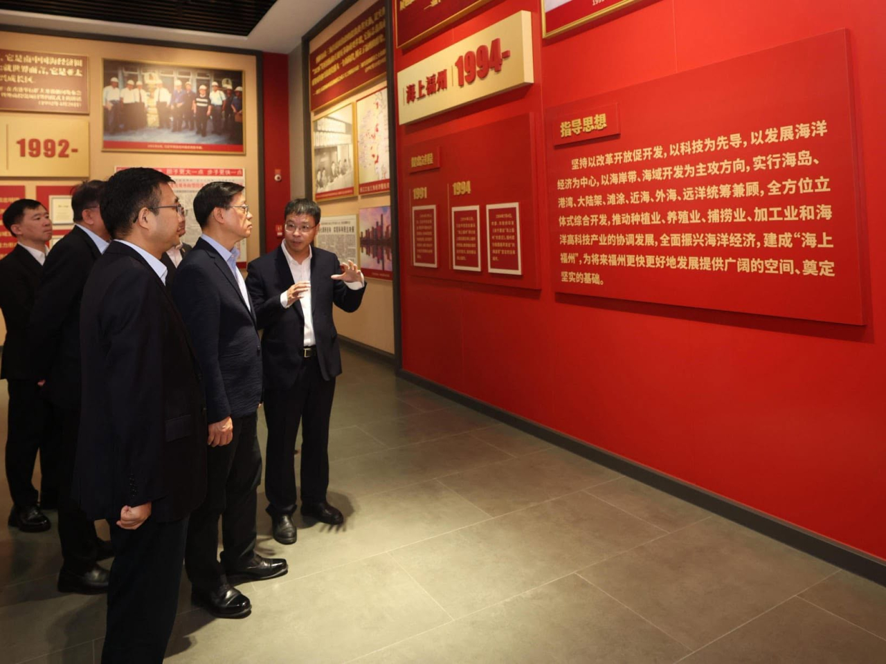 李家超指出，「3820」戰略工程是時任福州市委書記習近平於1992年擔任總指導時，制定的一份長達20年經濟社會發展戰略規劃。（李家超社交網站圖片）