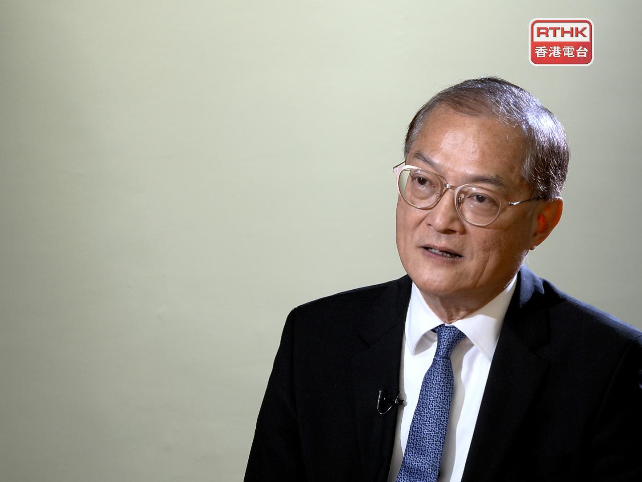 盧寵茂上午11時於政府總部就《2026年醫生註冊（修訂）條例草案》會見傳媒。（港台圖片）