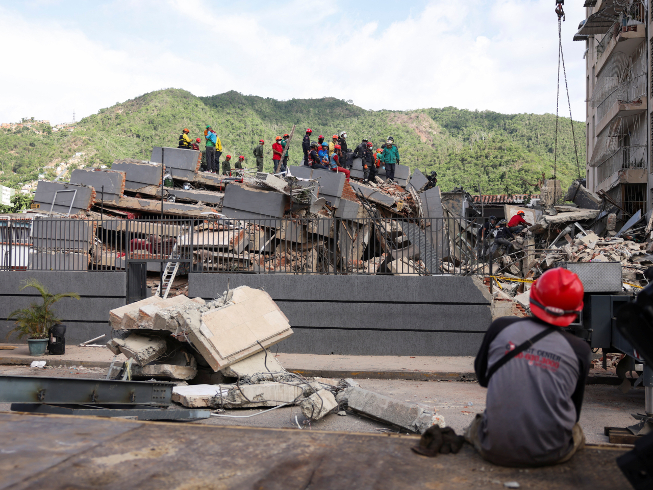 地震在委內瑞拉造成大約250棟建築物受損或破壞。（路透社）