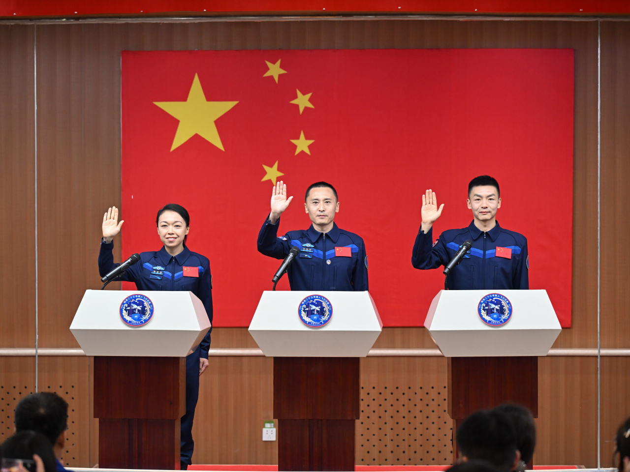 神舟二十三號乘組航天員朱楊柱、張志遠、黎家盈，在軌滿一個月，各項空間科學實驗穩步推進。（新華社資料圖片）