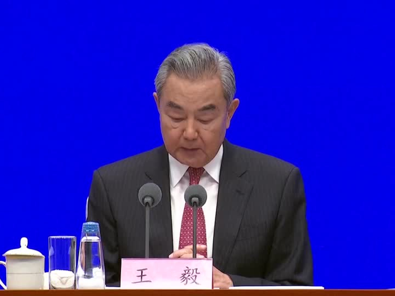 王毅將於下月2日至8日訪問丹麥、瑞典、芬蘭、挪威。（路透社資料圖片）