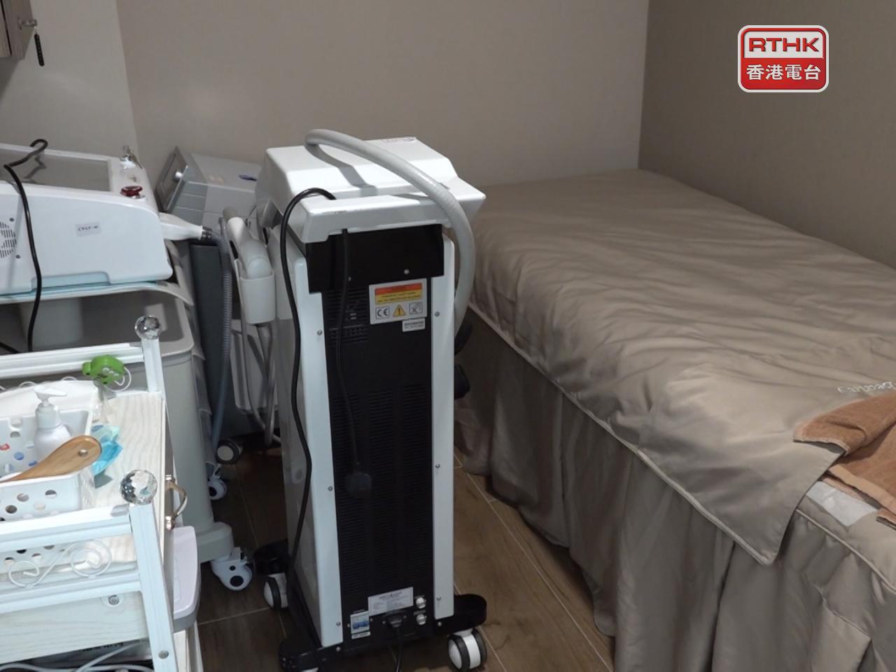 楊慧君表示，業界並不抗拒為顧客設冷靜期，部份分舖甚至已自發推行。（港台圖片）