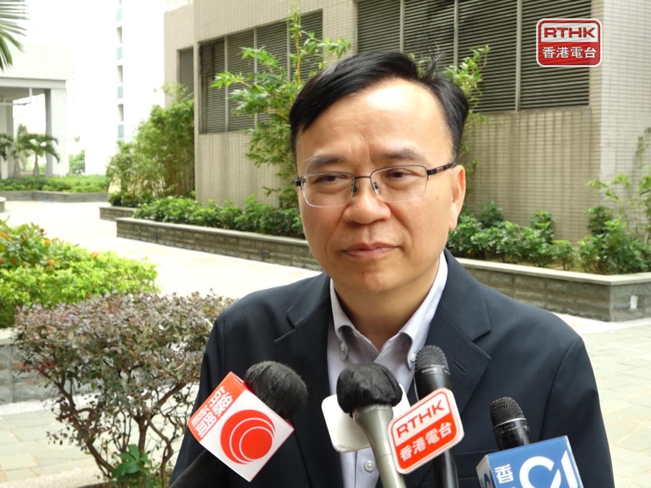 黃國相信新要求既可滿足實際需要，亦可以避免濫用情況出現。（港台圖片）