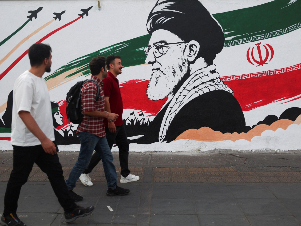 Sources say two days of indirect talks in Doha between Iran and the US focused on maritime traffic in the Strait of Hormuz and unfreezing Iran's funds. Photo: Reuters